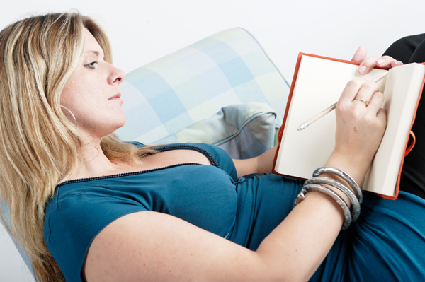 woman-with-diary