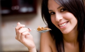 girl eating slowly